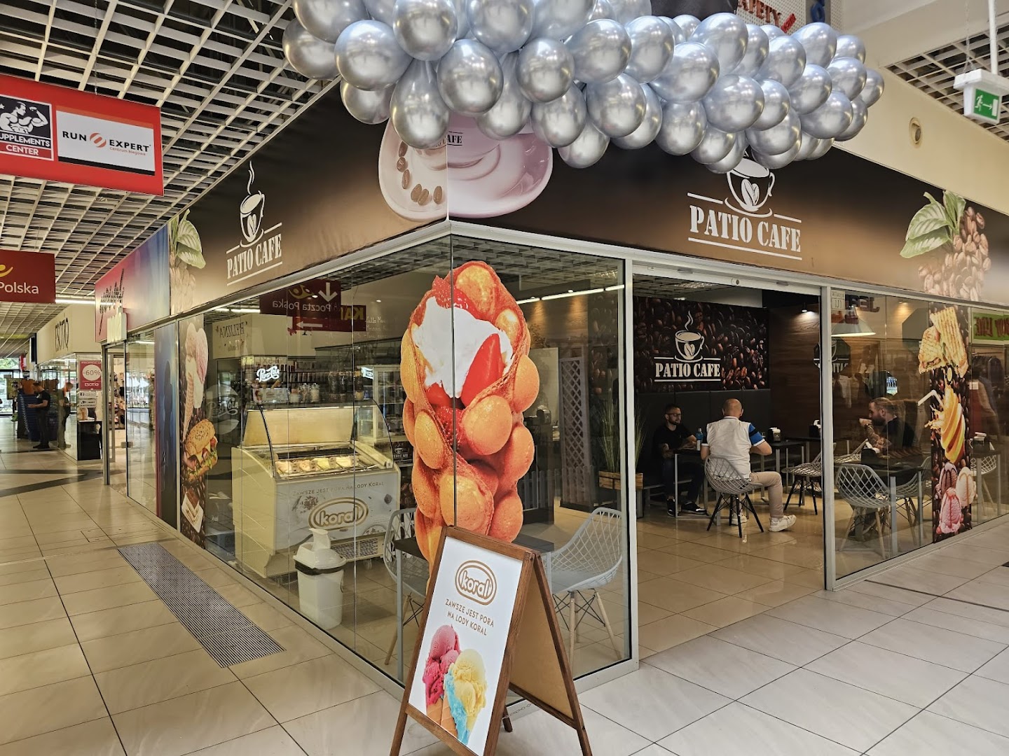 Patio Cafe · Zdjęcia 2